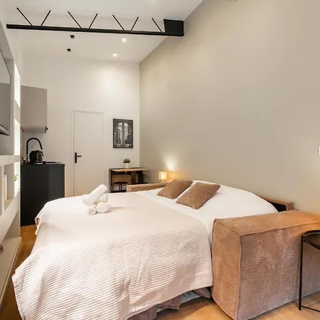 Stunning New Apartments In Paris Exterior photo