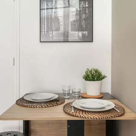 Stunning New Apartments In Paris Exterior photo