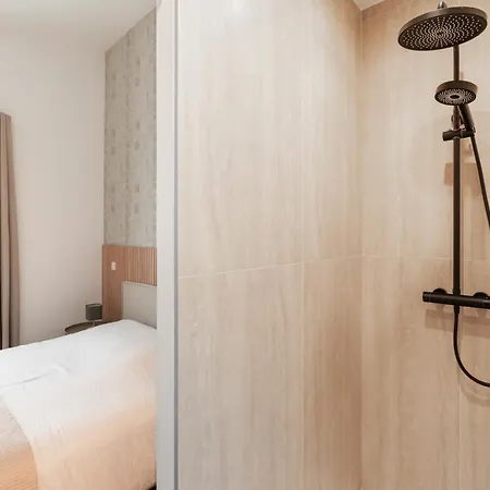Stunning New Apartments In Paris Exterior photo