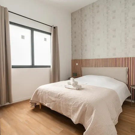 Stunning New Apartments In Paris Exterior photo